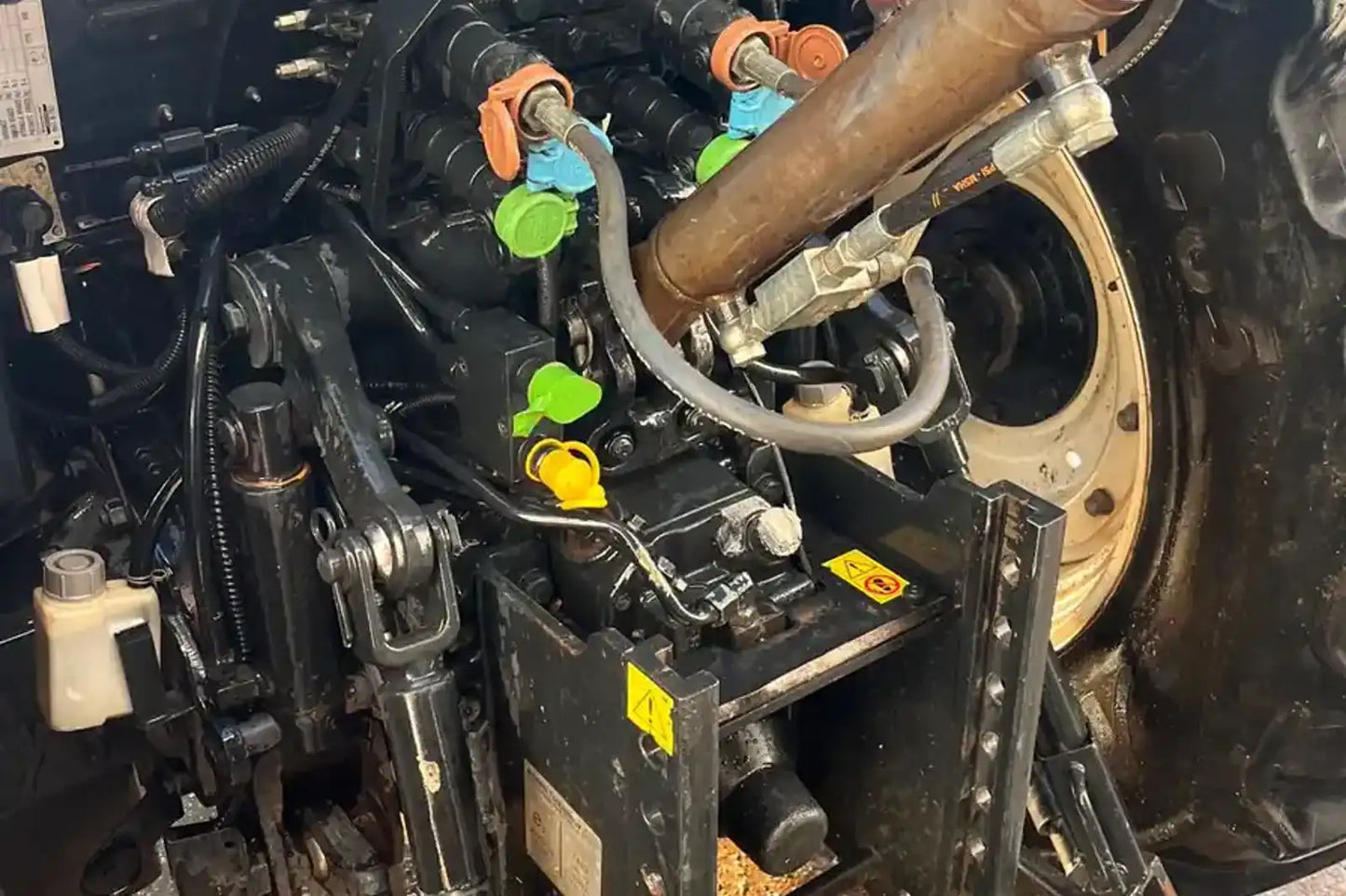 La parte hidráulica de un tractor